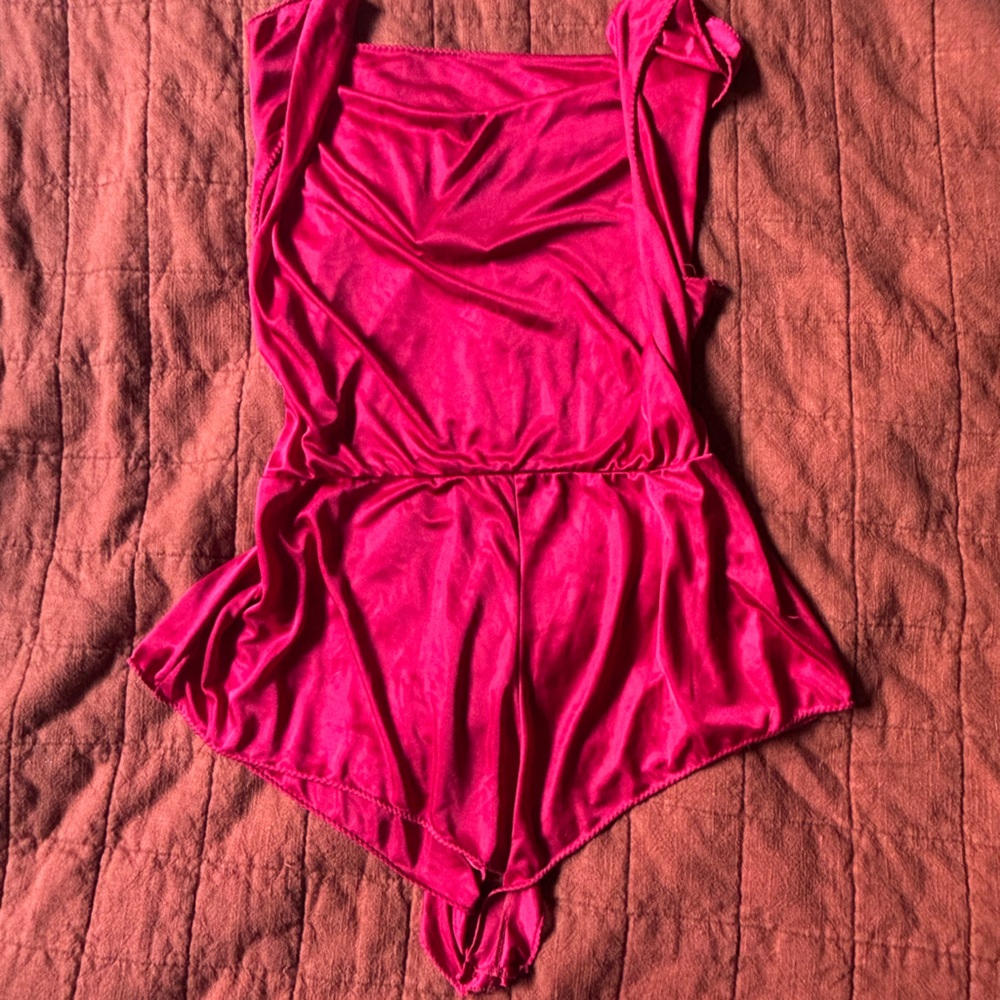 Elegant red vintage teddy